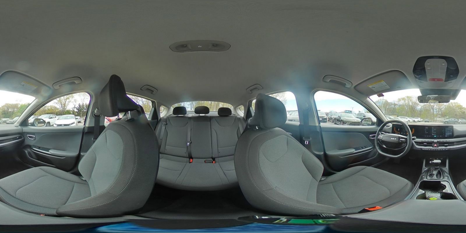 Used 2025 Kia K4 FWD image 41