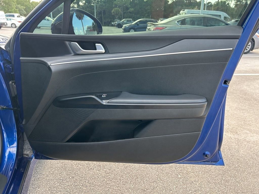 Used 2023 Kia K5 GT-Line image 44