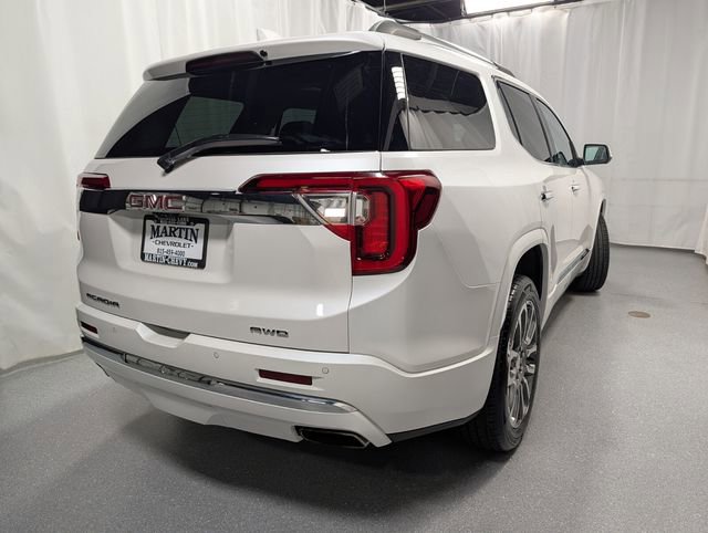 Certified 2023 GMC Acadia Denali w/ Denali Technology Package AWD/4WD image 3