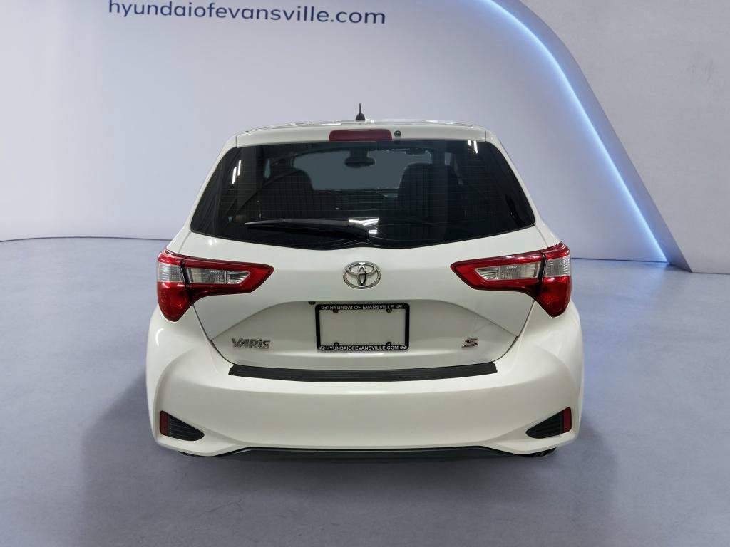 Used 2018 Toyota Yaris LE FWD image 3