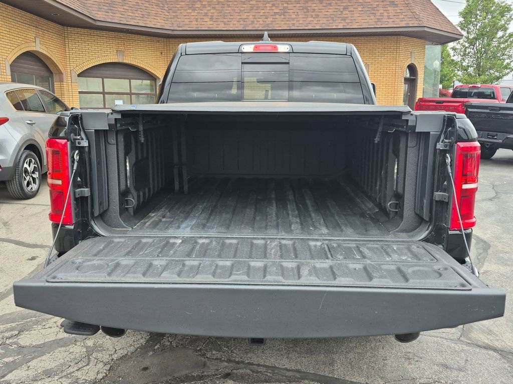 Used 2025 RAM 1500 Limited w/ Trailer Tow Group AWD/4WD image 33