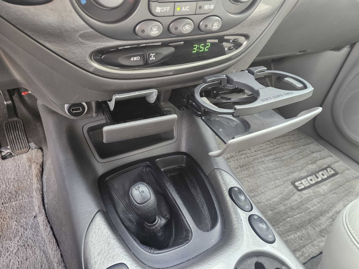 Used 2003 Toyota Sequoia Limited AWD/4WD image 18