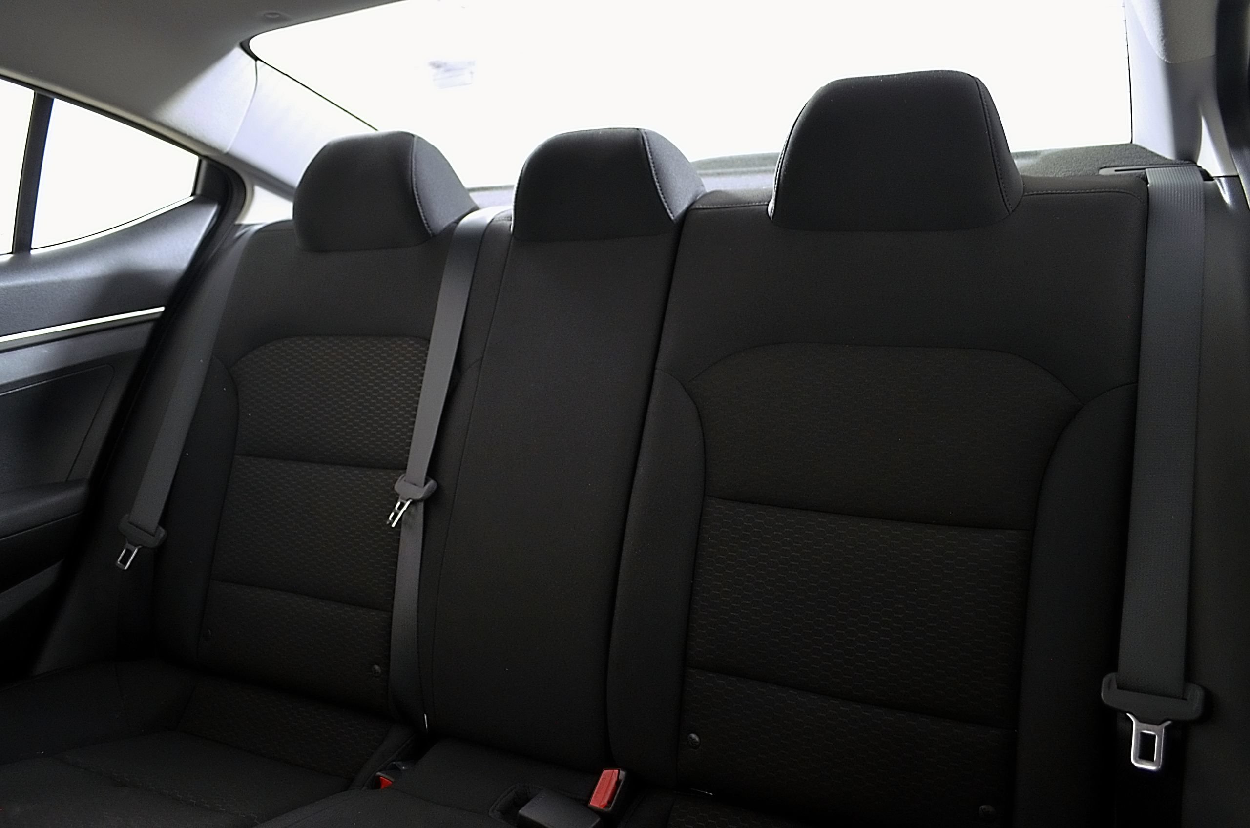 Used 2020 Hyundai Elantra SE w/ Cargo Package (C1) FWD image 19