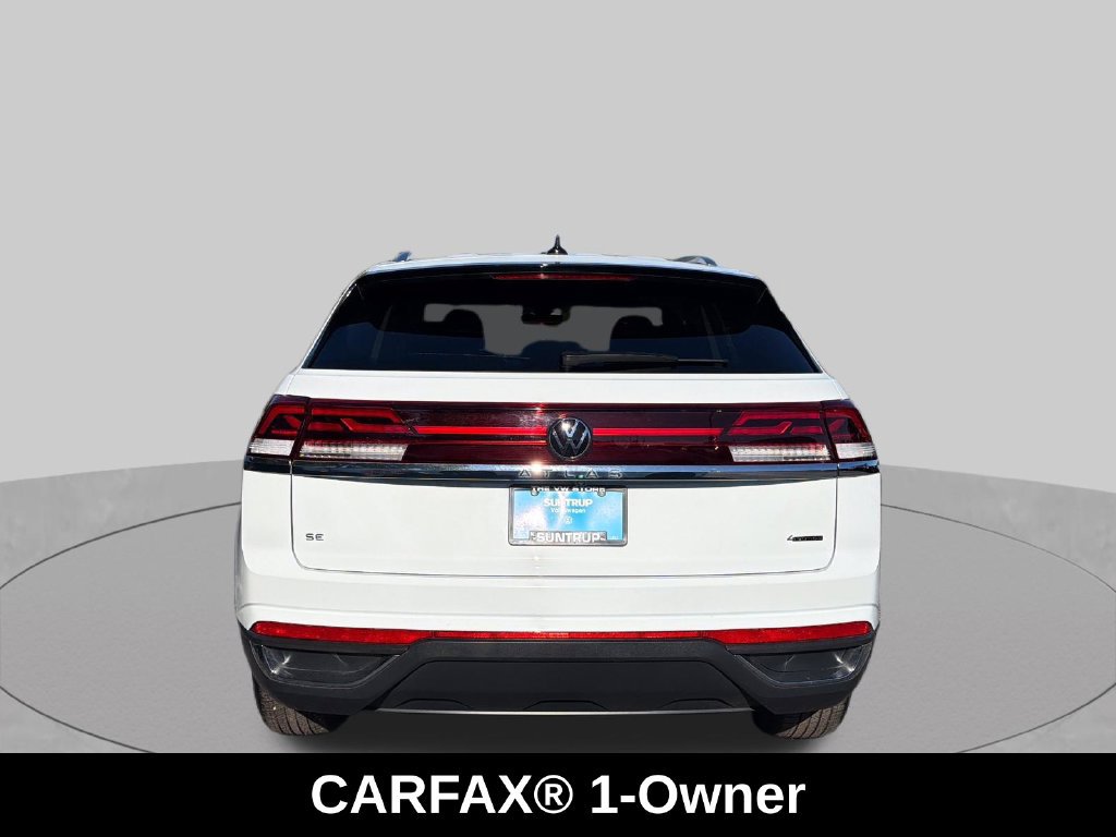 Used 2025 Volkswagen Atlas Cross Sport SE AWD/4WD image 4