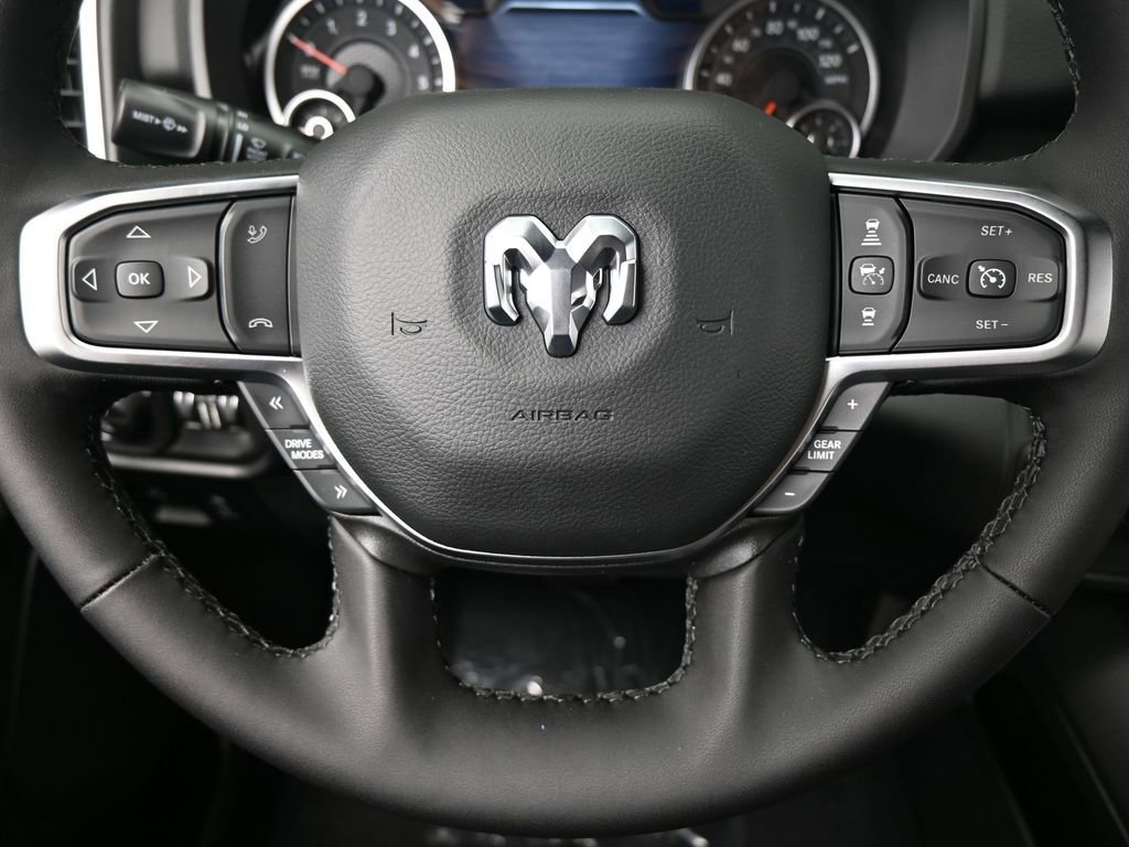 Used 2025 RAM 1500 Big Horn AWD/4WD image 22