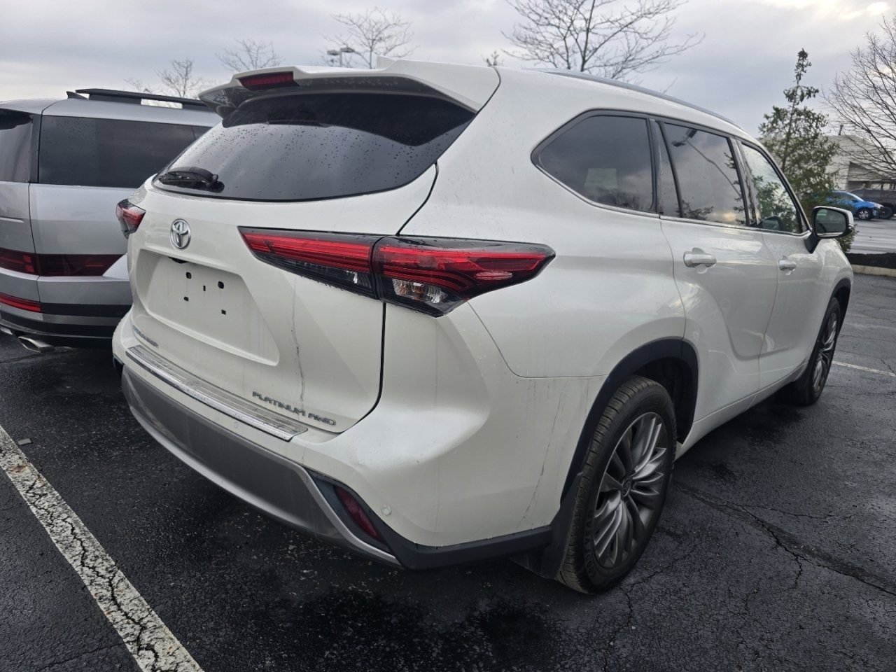 Used 2021 Toyota Highlander Platinum image 7