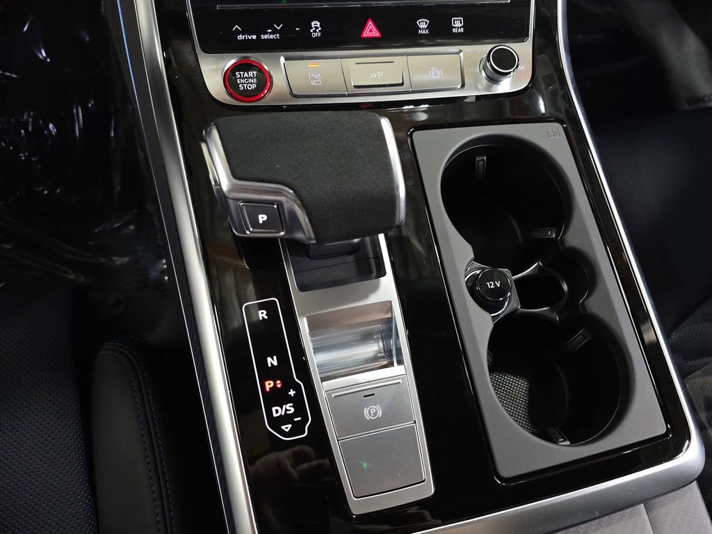 New 2026 Audi RS Q8 performance image 28