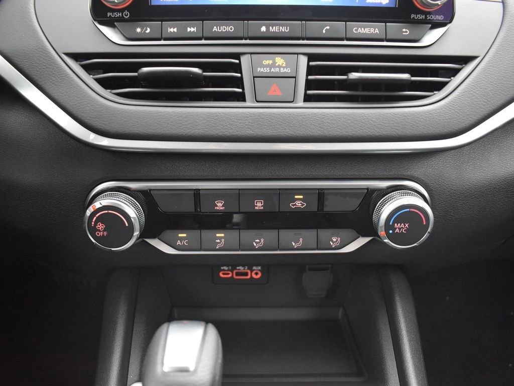 Used 2025 Nissan Altima 2.5 S image 11