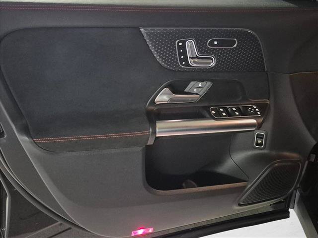 Used 2024 Mercedes-Benz GLA 250 image 9