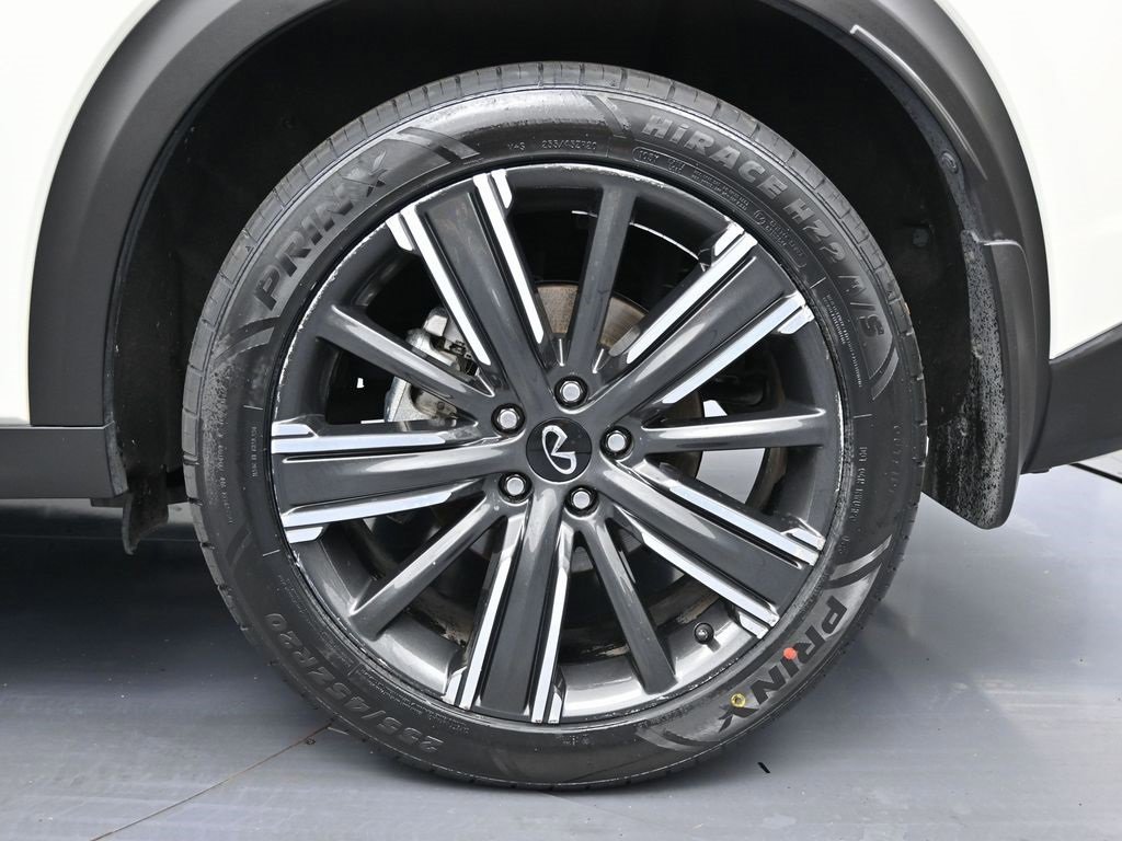 Used 2021 INFINITI QX50 Luxe w/ Appearance Package image 11