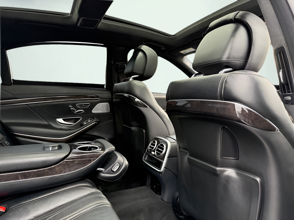Used 2016 Mercedes-Benz S 63 AMG 4MATIC Sedan image 30