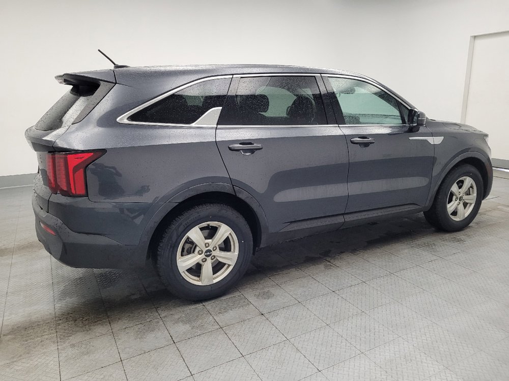 Used 2022 Kia Sorento LX FWD image 10
