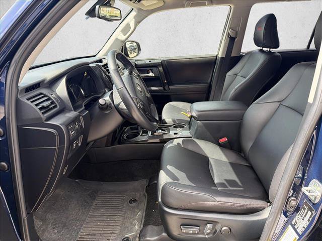 Used 2024 Toyota 4Runner TRD Off-Road Premium AWD/4WD image 10