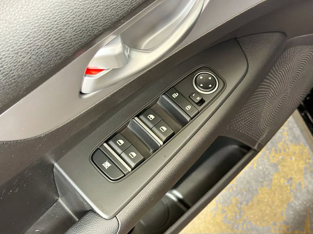 Used 2023 Kia Forte LXS FWD image 19
