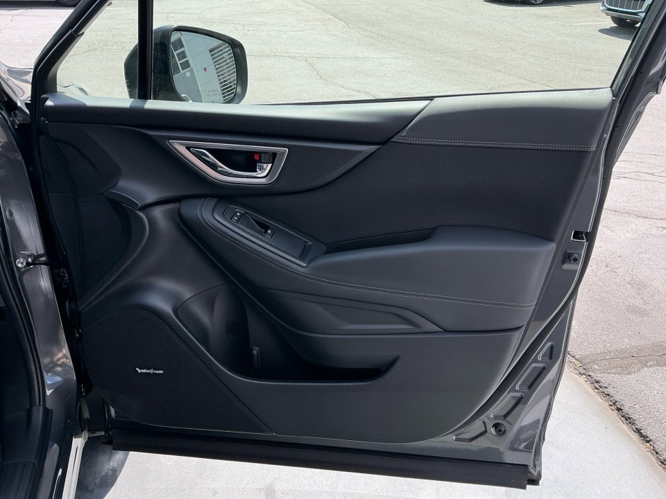 Used 2024 Subaru Forester Premium image 36