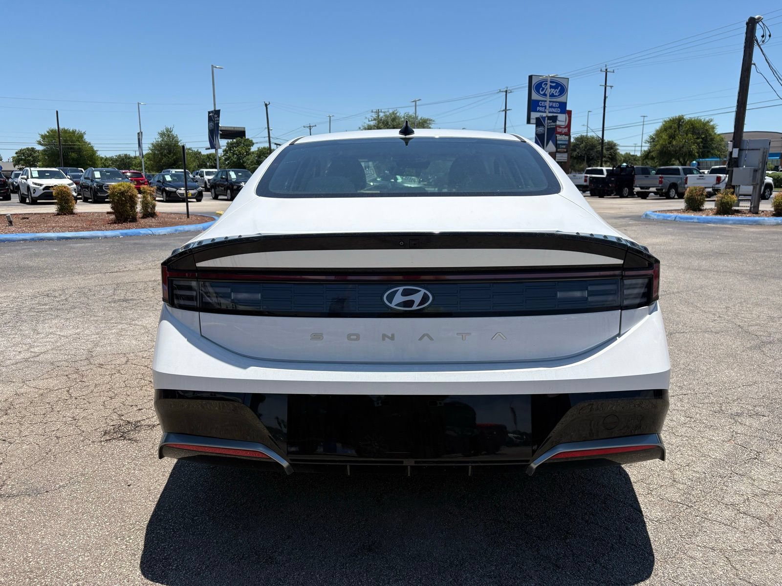 Used 2025 Hyundai Sonata SEL FWD image 4