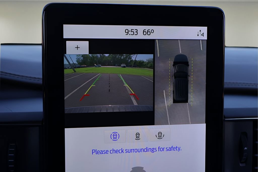 Used 2021 Ford Explorer King Ranch w/ Premium Technology Package image 26