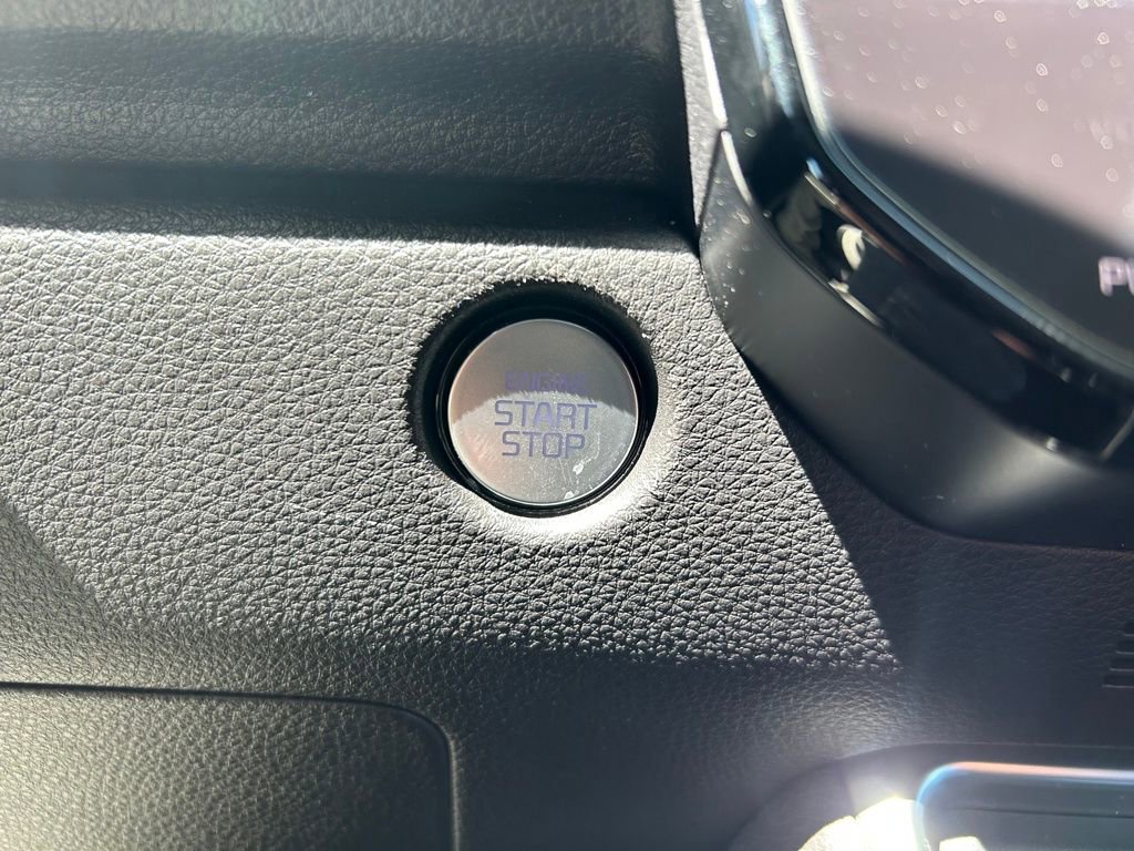 Certified 2025 Kia Carnival SX image 17