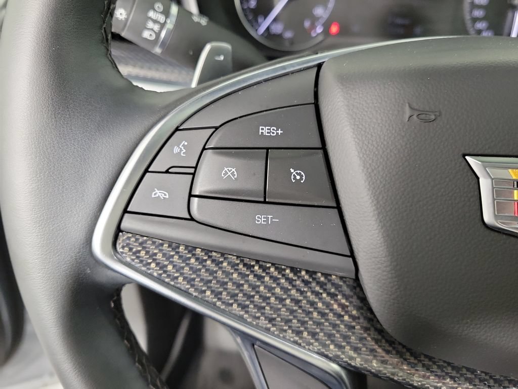 Used 2025 Cadillac XT5 Sportv AWD/4WD image 23