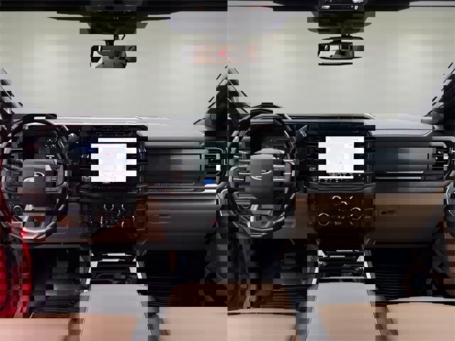 Used 2023 Ford F250 Lariat w/ Chrome Package image 12