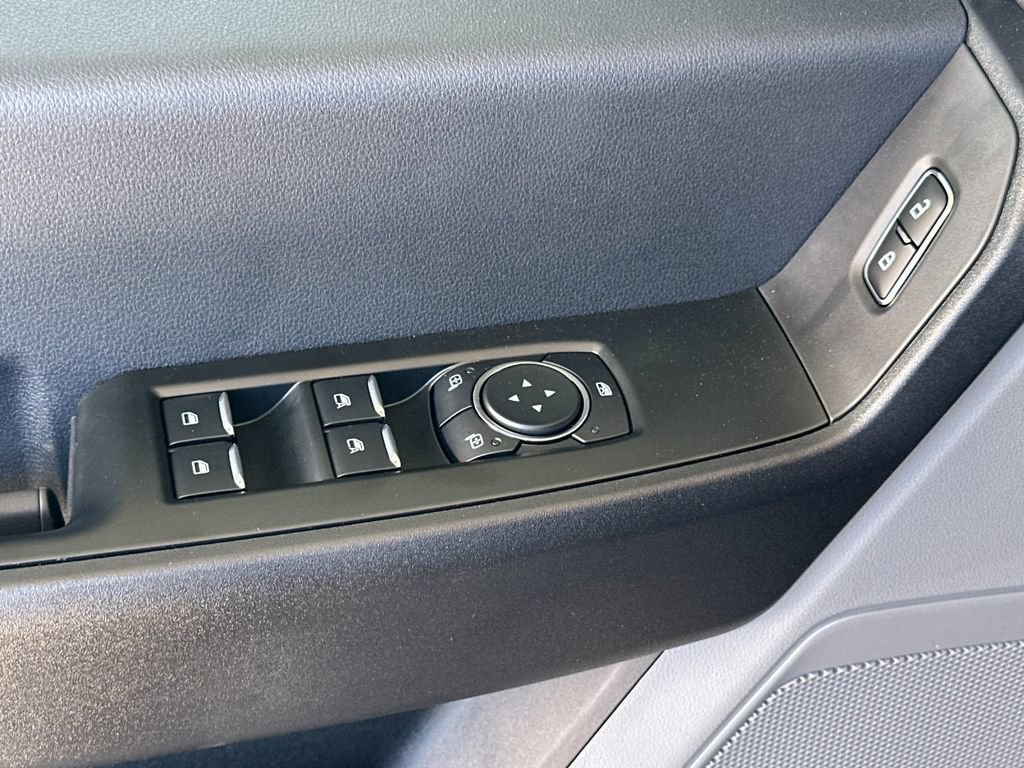 New 2026 Ford F550 4x4 Crew Cab image 11