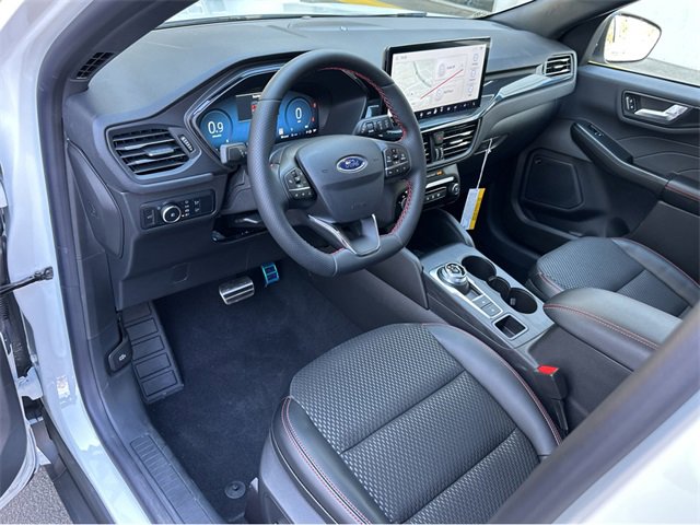 Used 2024 Ford Escape ST-Line Select w/ Tech Pack #2 image 7