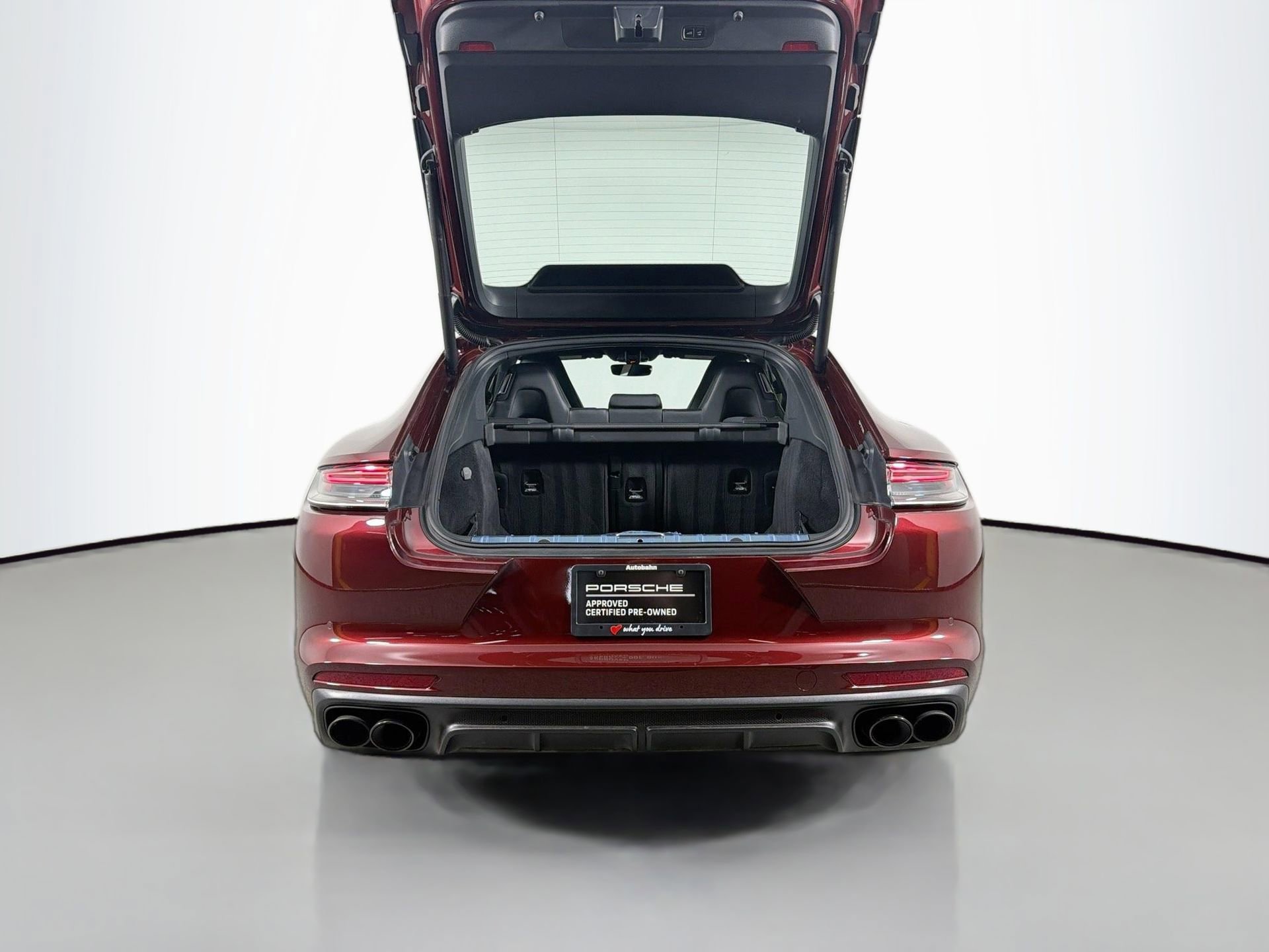 Certified 2023 Porsche Panamera 4 Platinum Edition w/ Assistance Package image 36