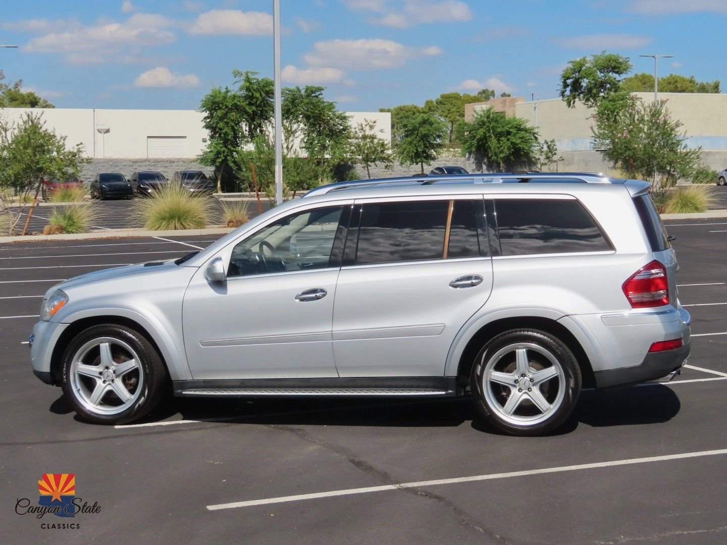 Used 2009 Mercedes-Benz GL 550 4MATIC image 11