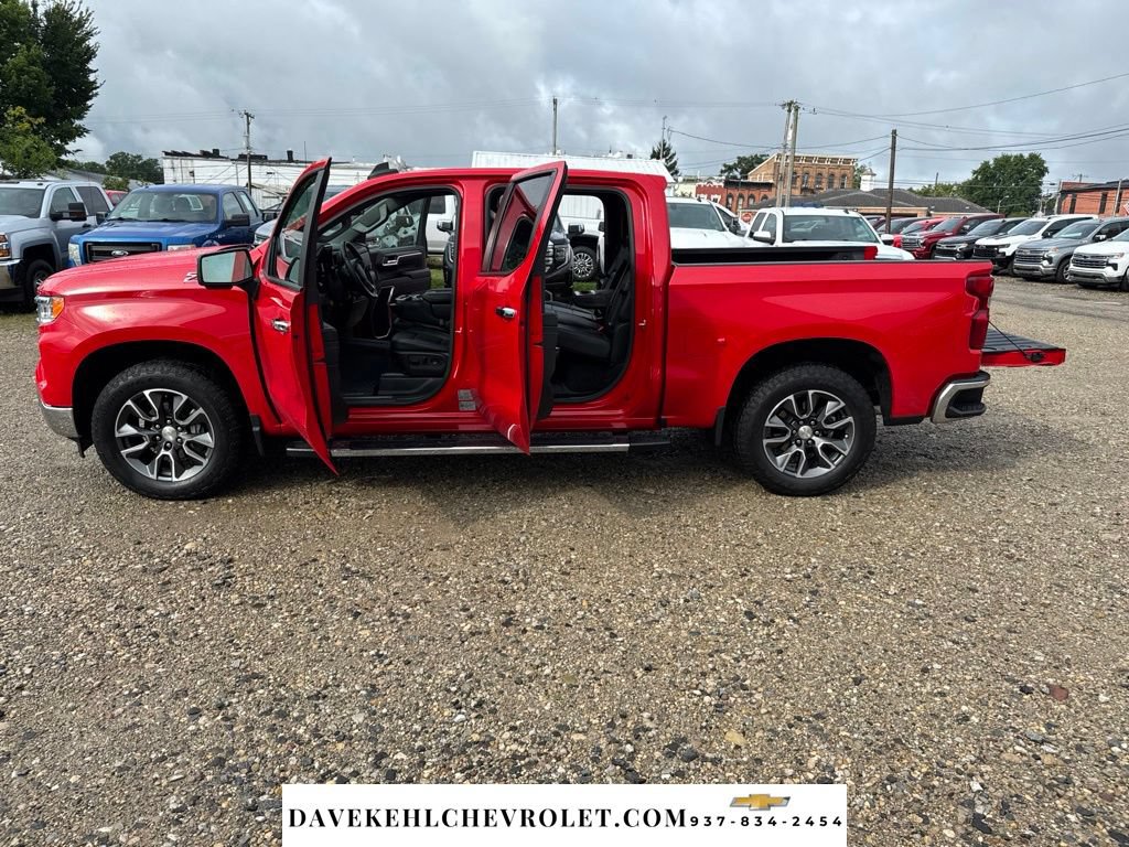 Used 2024 Chevrolet Silverado 1500 LT AWD/4WD image 27