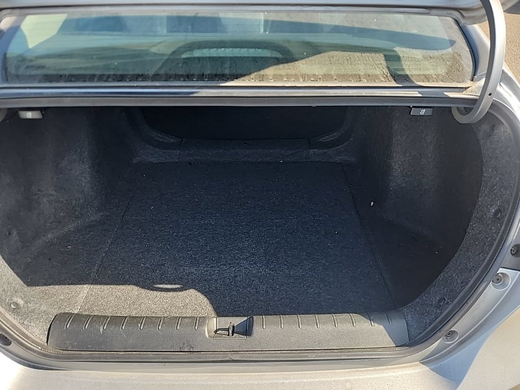 Used 2021 Honda Insight EX image 17