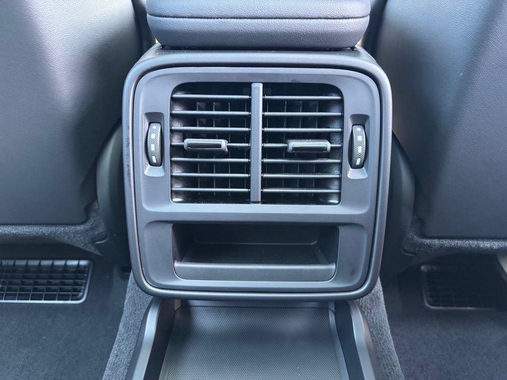 New 2026 Porsche Taycan 4S AWD/4WD image 6