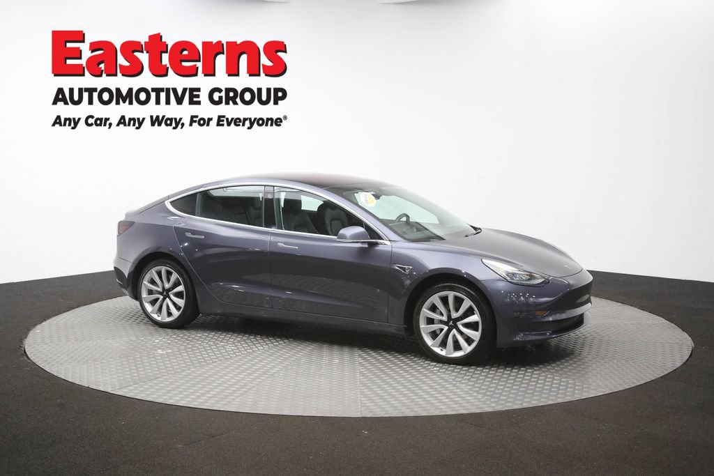 Used 2018 Tesla Model 3 Mid Range RWD image 42