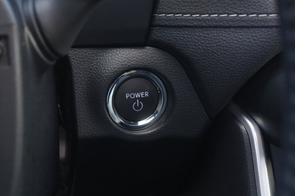 Used 2025 Toyota RAV4 XLE Premium w/ Weather Package AWD/4WD image 15