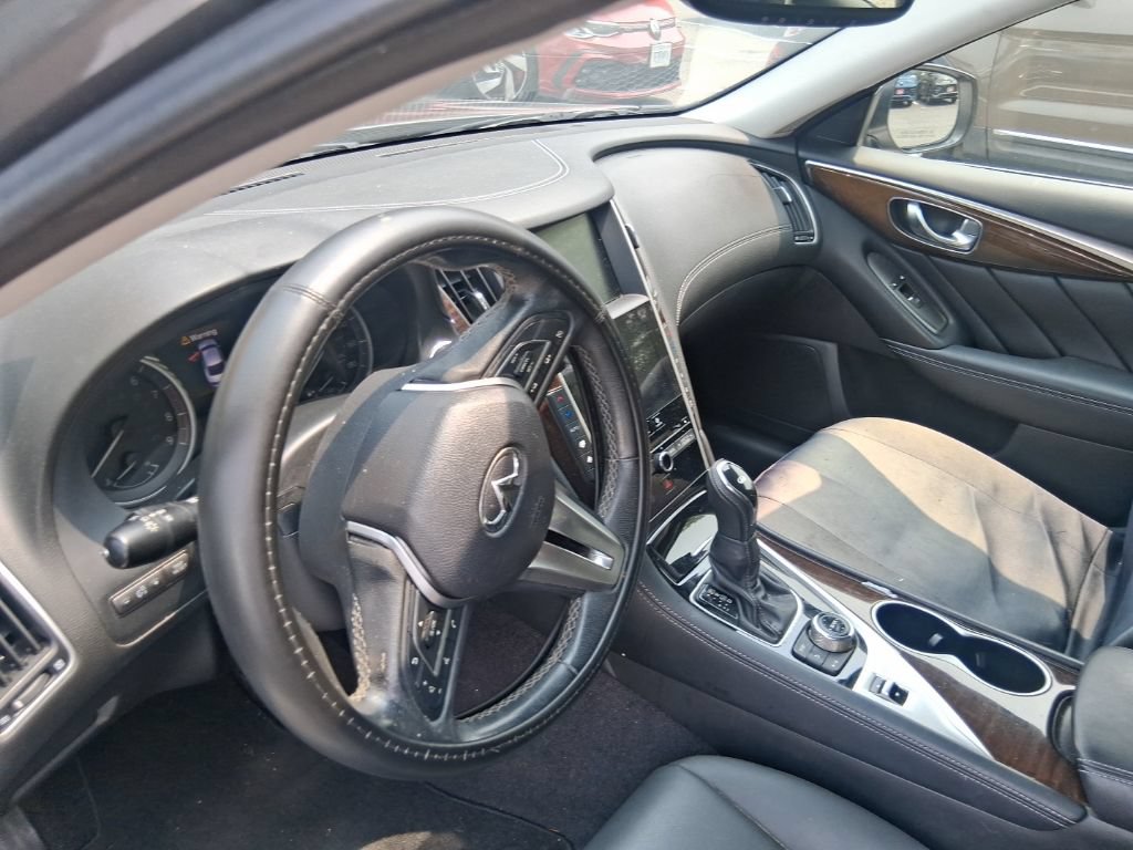 Used 2018 INFINITI Q50 Luxe AWD/4WD image 10