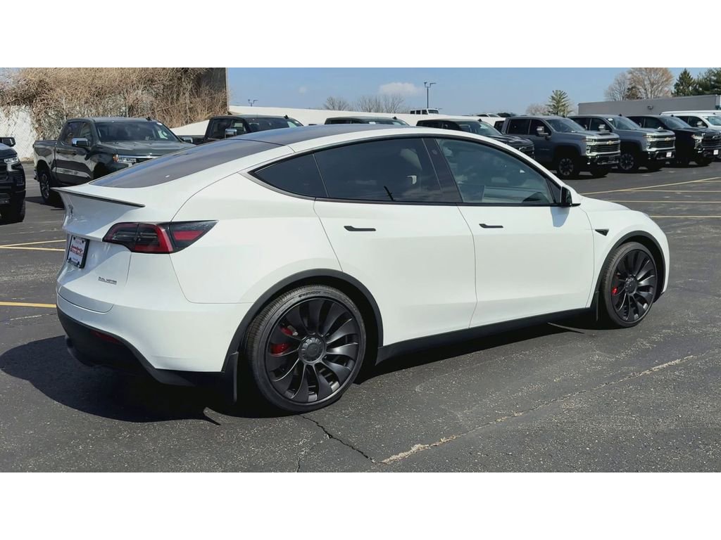 Used 2022 Tesla Model Y Performance image 8
