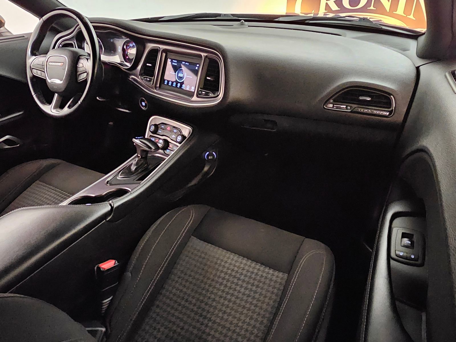 Used 2021 Dodge Challenger SXT image 17