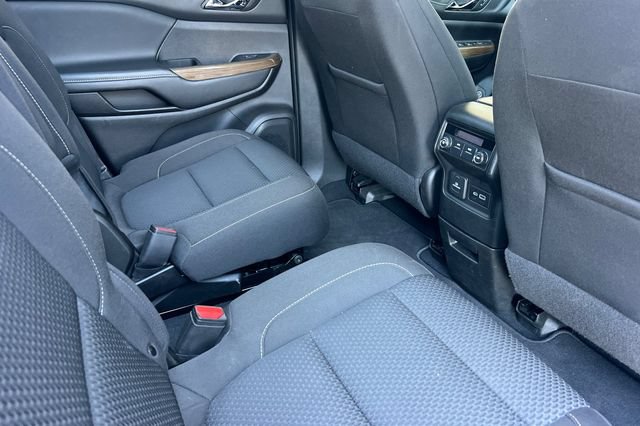 Used 2023 GMC Acadia SLE w/ Driver Convenience Package FWD image 20