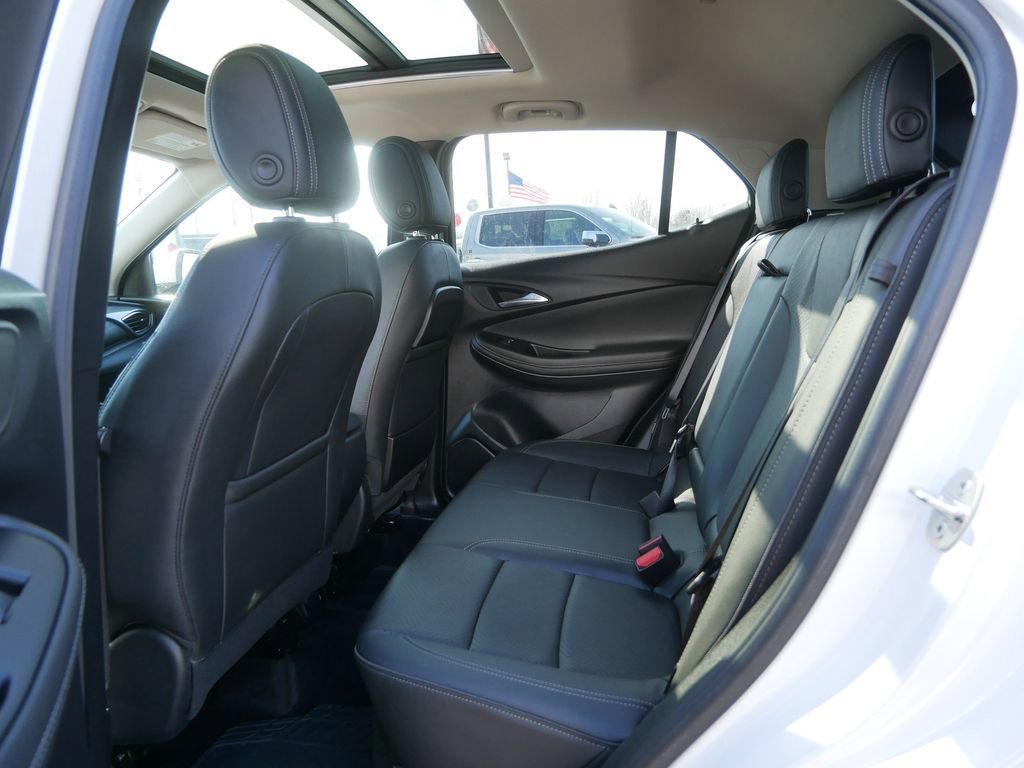 Used 2023 Buick Encore GX Essence w/ Experience Buick Package image 19