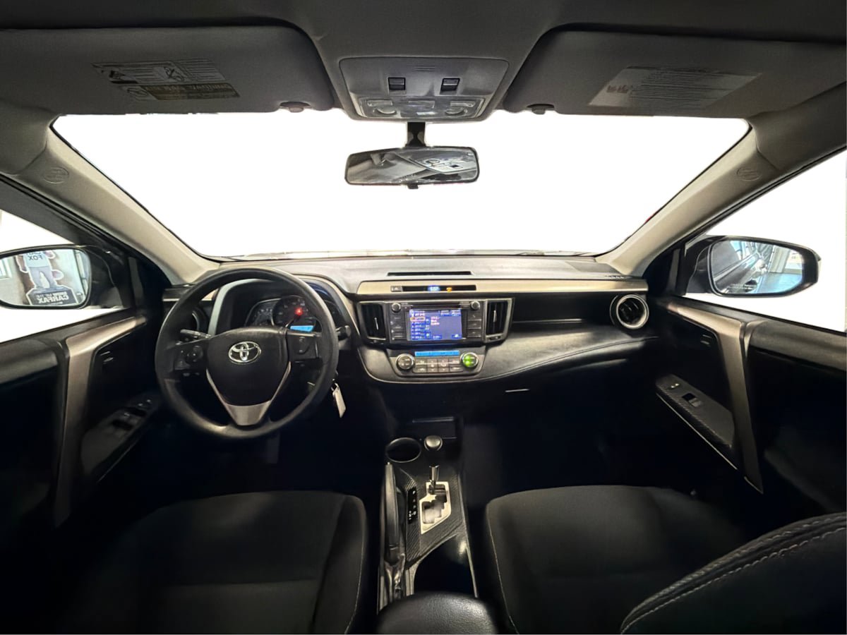 Used 2013 Toyota RAV4 XLE AWD/4WD image 26