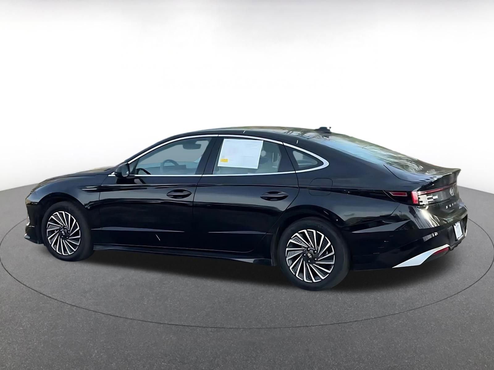 Used 2025 Hyundai Sonata SEL image 10