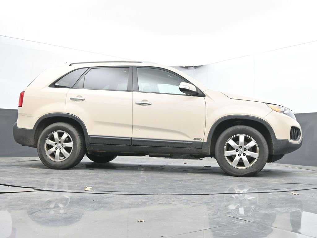 Used 2012 Kia Sorento LX w/ Third Row Pkg AWD/4WD image 30