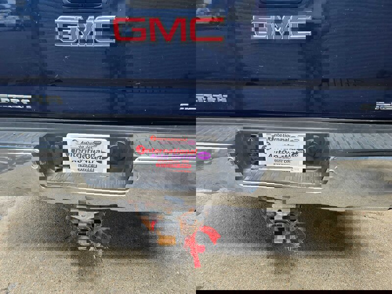 Used 2015 GMC Sierra 2500 SLE image 28