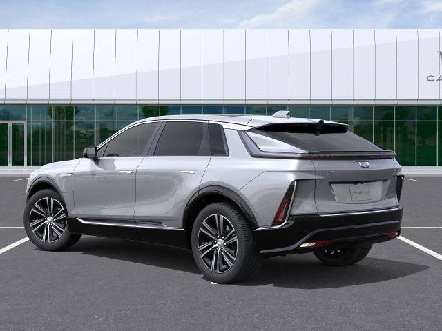New 2027 Cadillac Lyriq Luxury w/ LPO, Floor Liner Package AWD/4WD image 4