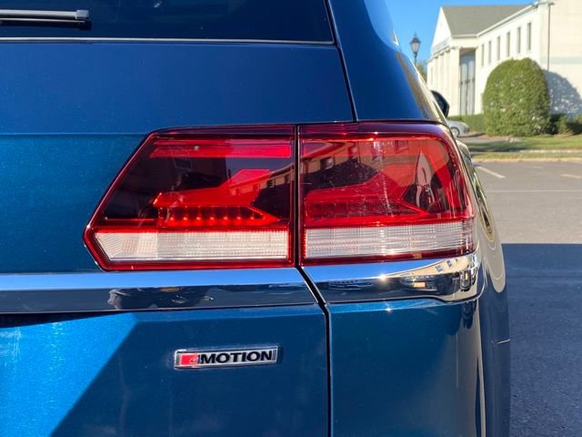 Used 2021 Volkswagen Atlas SEL R-Line image 18