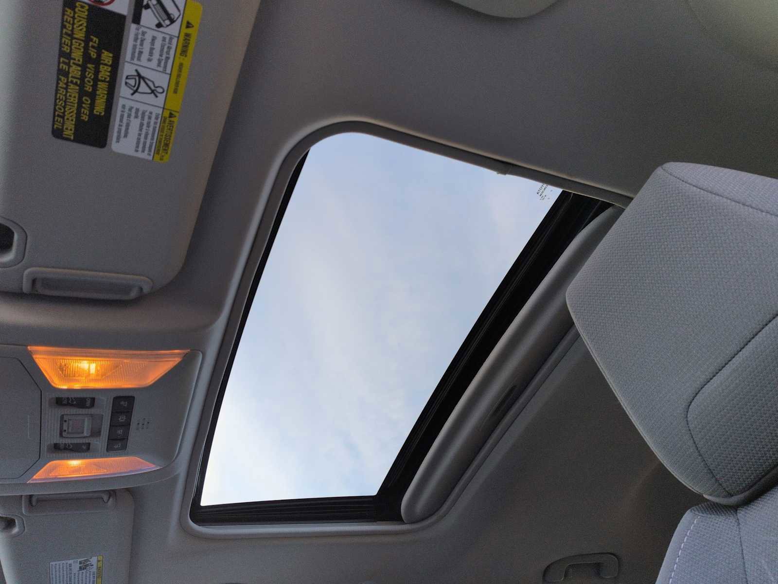 Used 2019 Toyota RAV4 XLE w/ All Weather Liner Package image 15