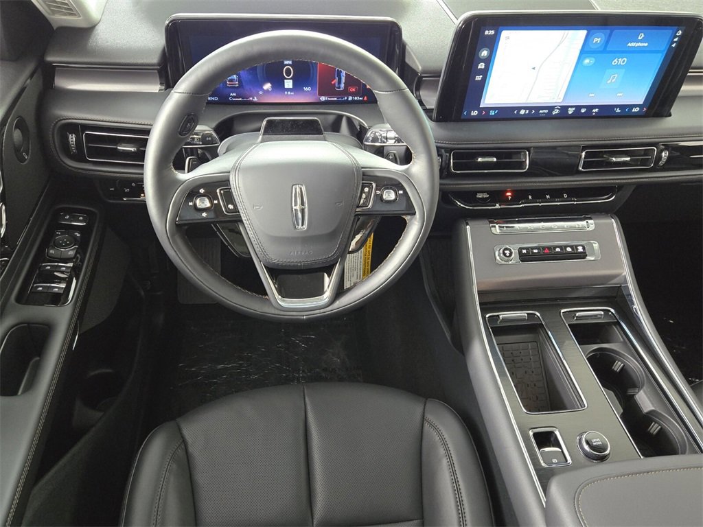 New 2025 Lincoln Aviator AWD w/ Equipment Group 101A image 8