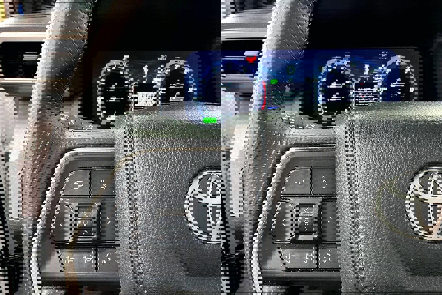 Used 2025 Toyota 4Runner Trailhunter image 23