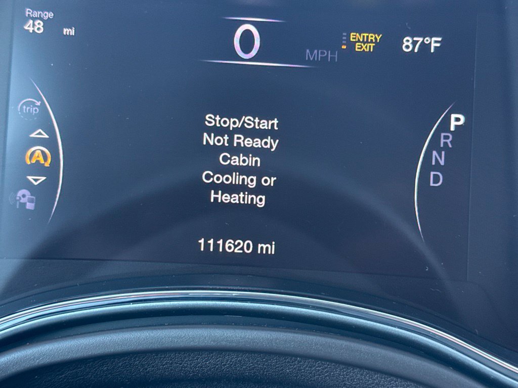 Used 2019 Jeep Grand Cherokee Overland AWD/4WD image 23