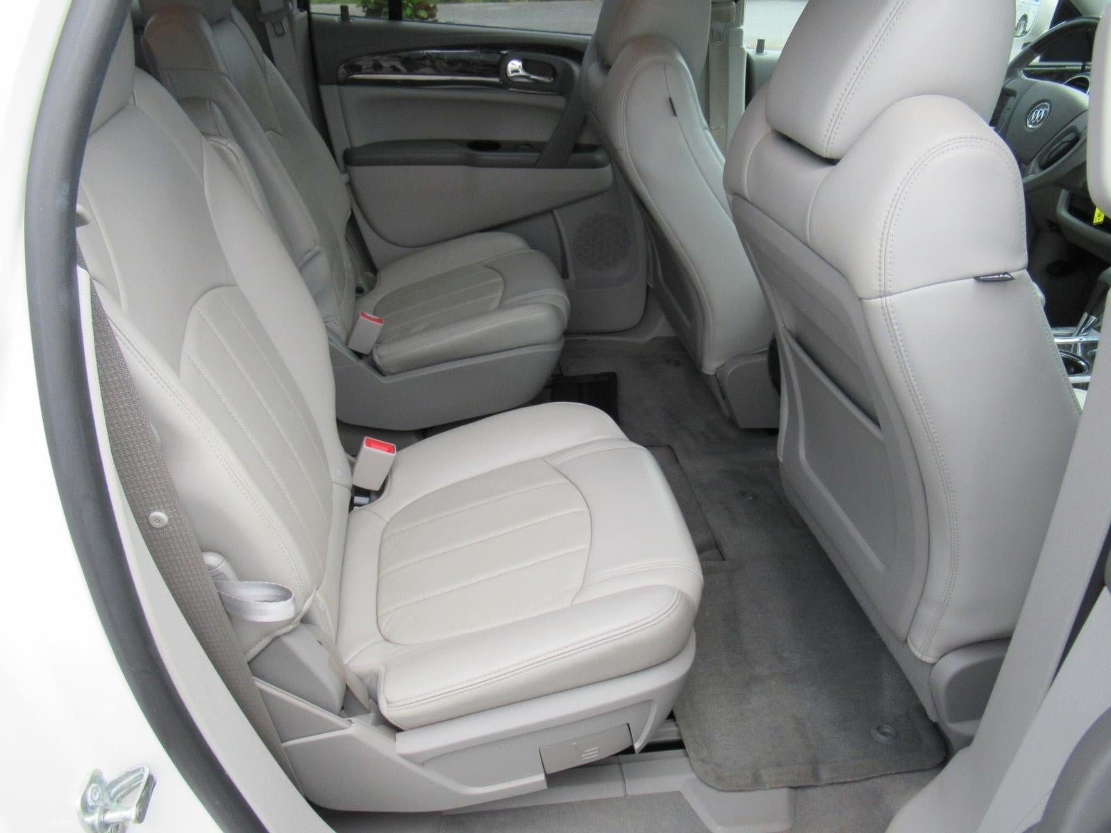 Used 2013 Buick Enclave Leather FWD image 31