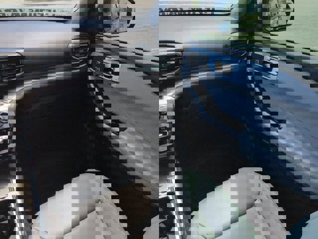 Used 2021 Ford Explorer XLT w/ Equipment Group 202A RWD image 18